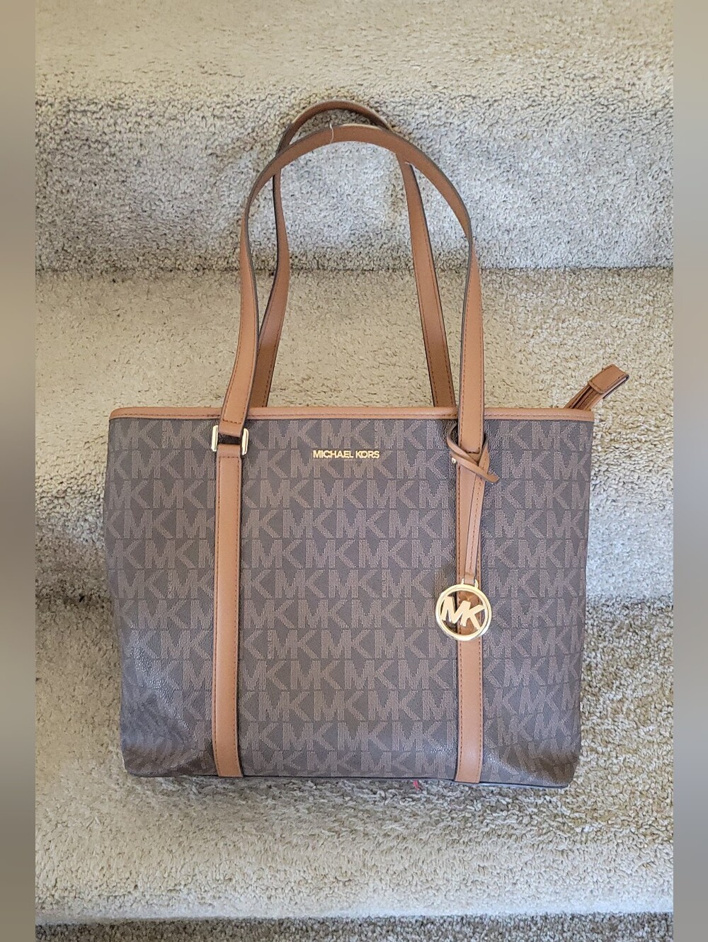 Michael Kors Jet Set Travel Large Logo Tote Bag